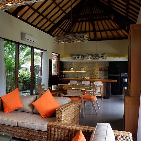 Villa Intan Bali Legian ภายนอก รูปภาพ