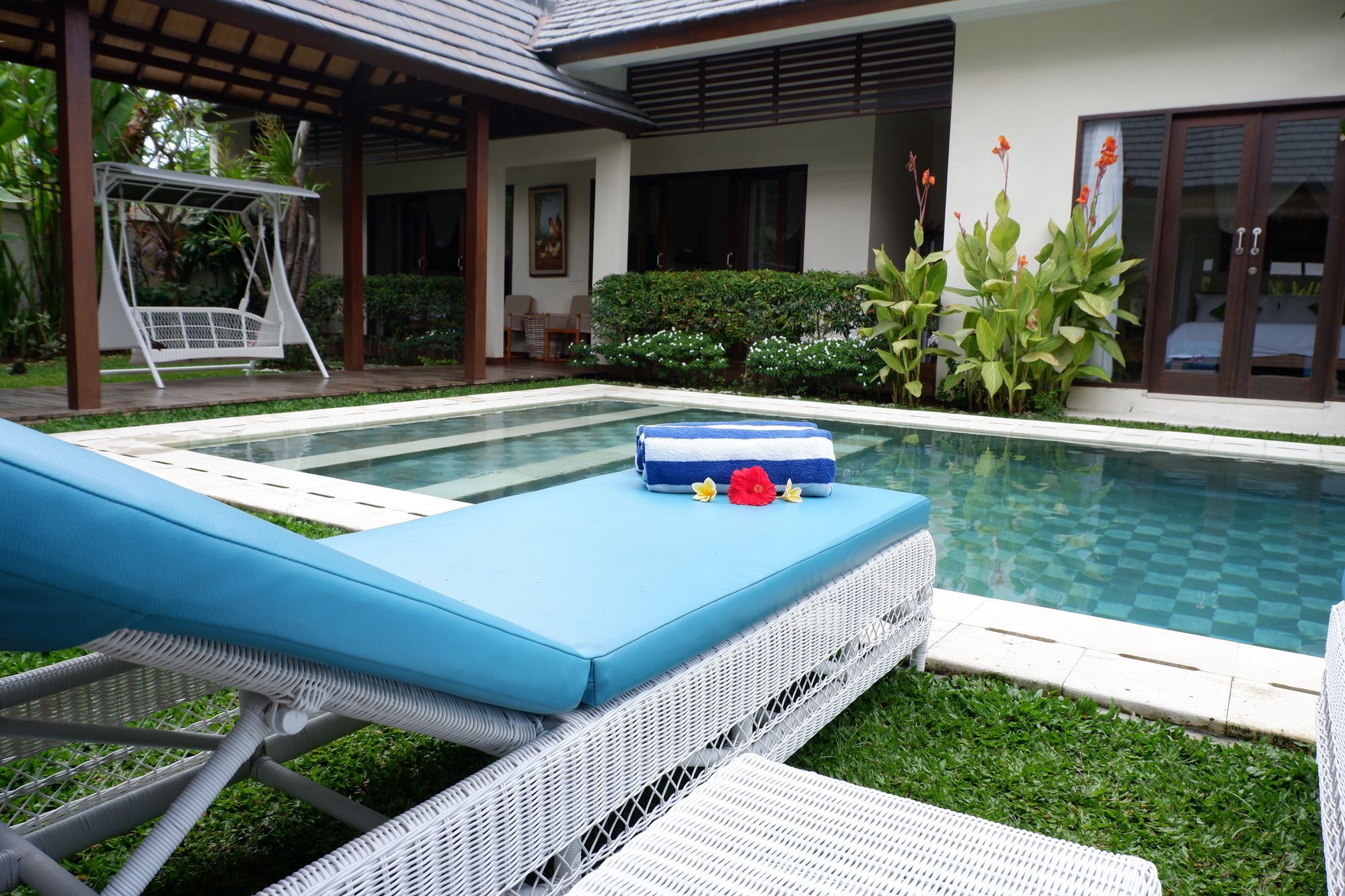 Villa Intan Bali Legian ภายนอก รูปภาพ